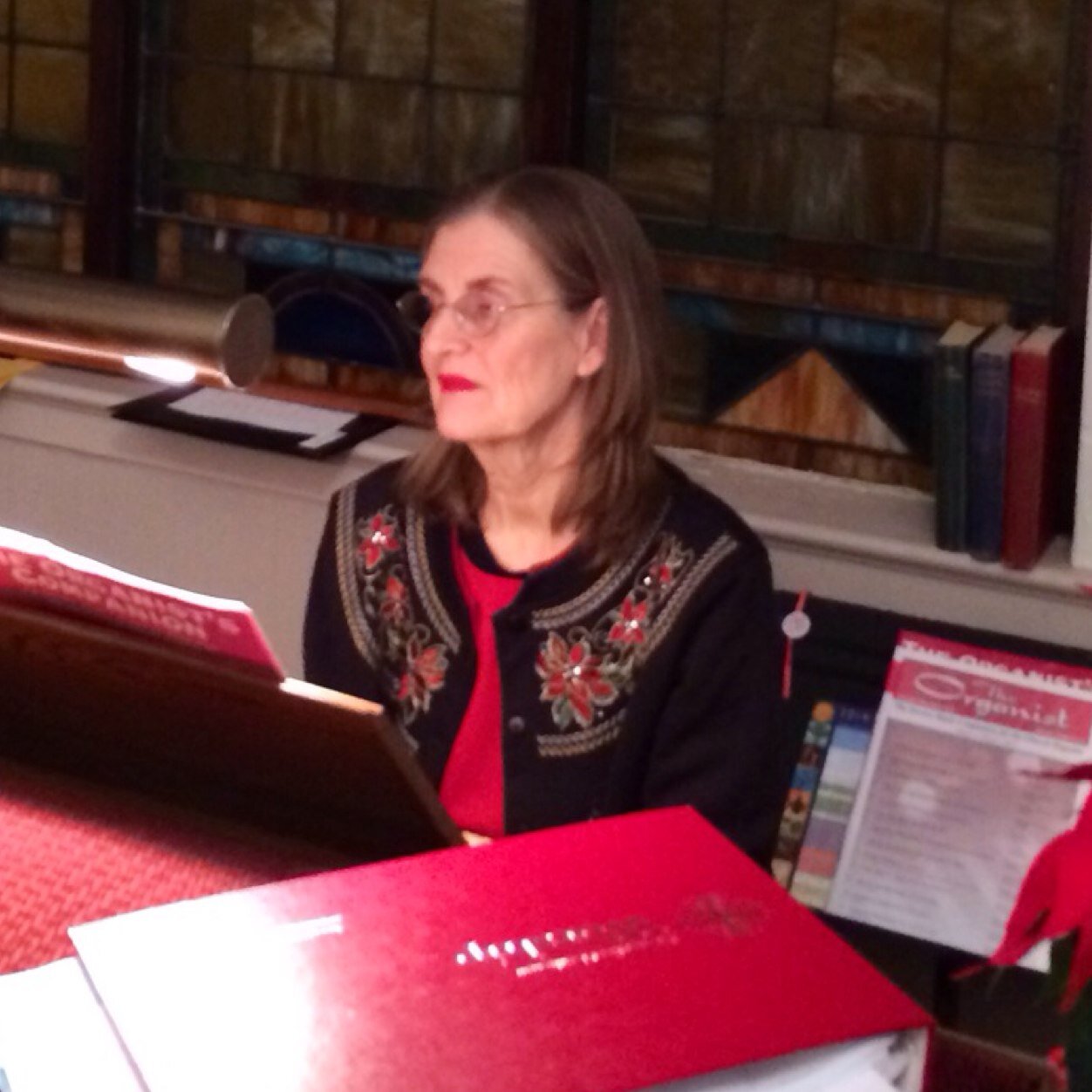 Organist at childhood church:  lover of indoor and outdoor plants:  no grandkids, just gays - yay!