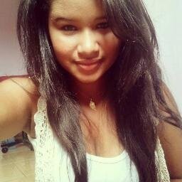 @justinbieber FOLLOW ME PLEASE