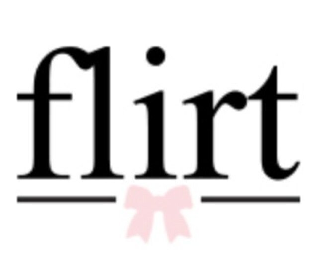 FlirtFashions's profile picture. 