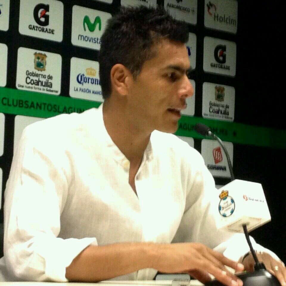 Retirado. Ex arquero de Santos, Atlas, América, Chivas. Ex mundialista Alemania 2006.