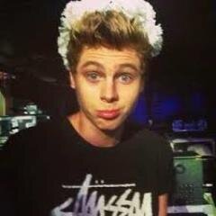 5sosfollowmenow's profile picture. Follow me already, 5sos