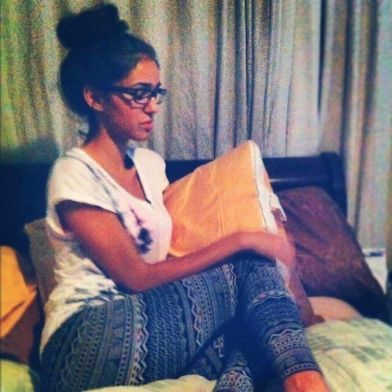 roughfalse's profile picture. 