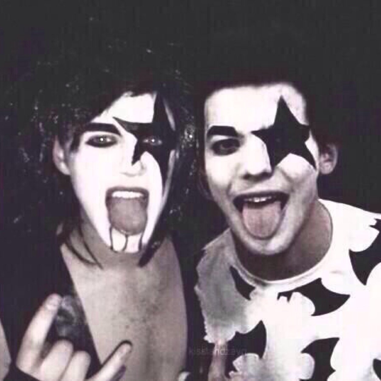 nourry is lifffe

follow @twerkynourry cause free follow!