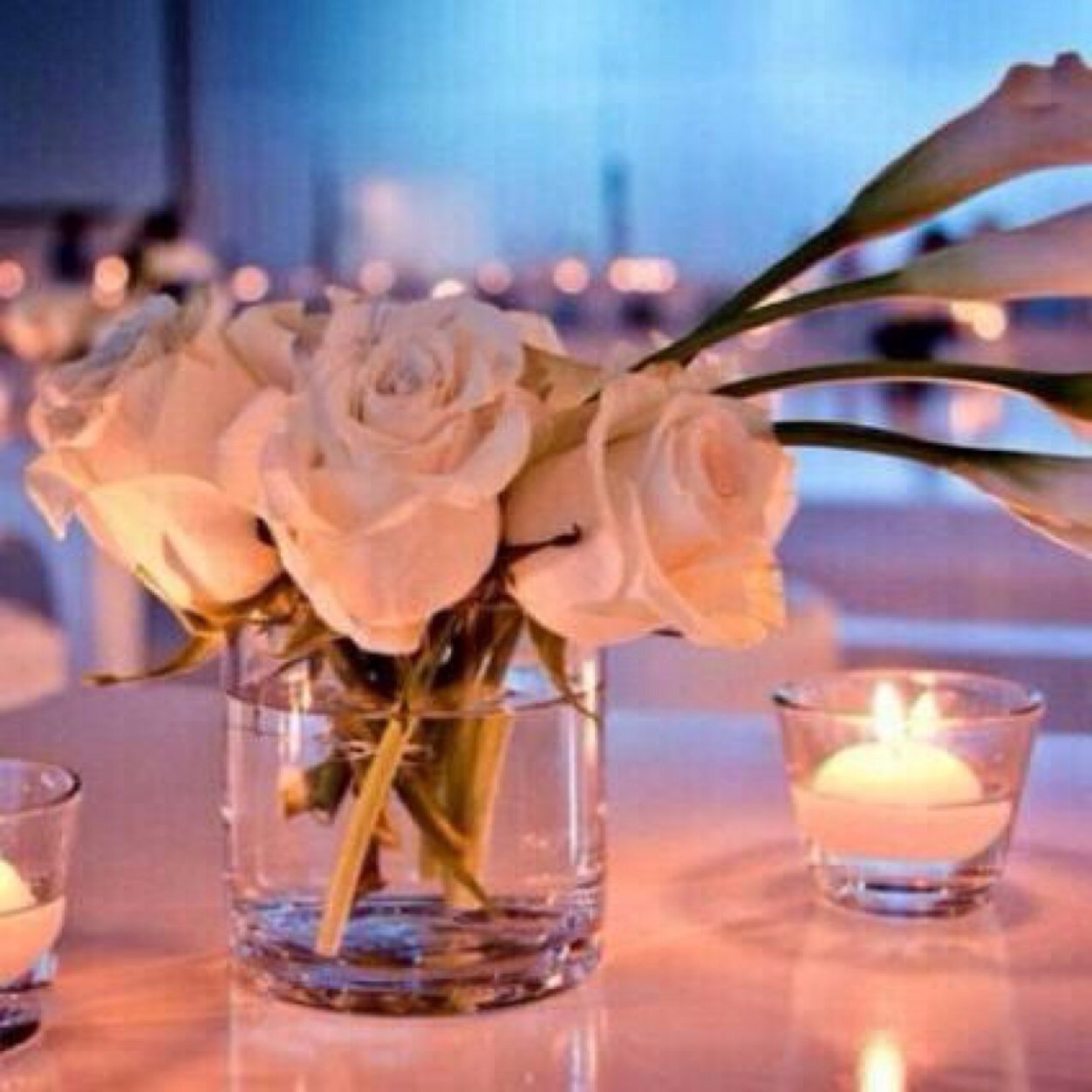 اللهم إجعل أمي قريرة العينين.لاتشكي هماً ولا حزناً ولا مرضاً. ♥!