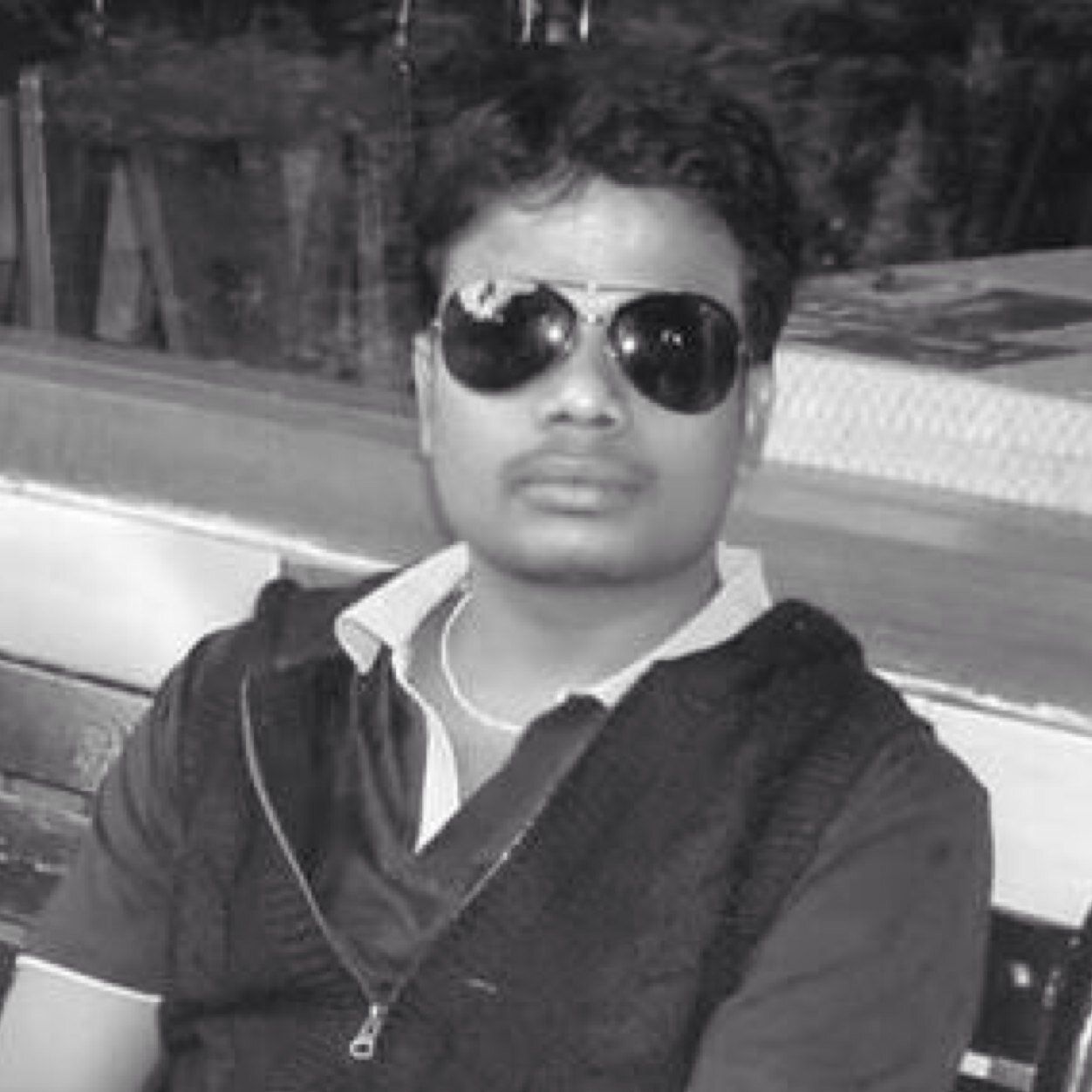 i 'm a cool guy if wanna know about me more? just follow me...