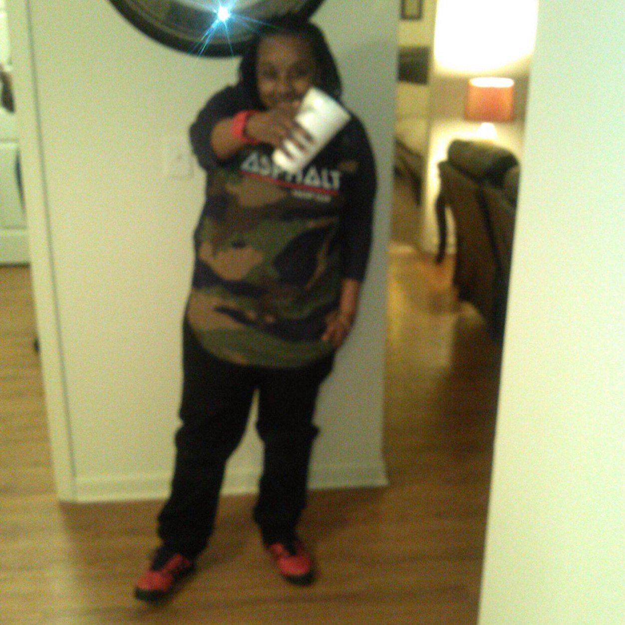 #teamiphone4 #teamfollowback IG: jaywalls15