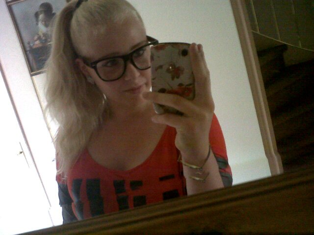 Fabienne bff ♥ Casper :) mijn mannetje loveyou wil jenooit meer kwijt ♥