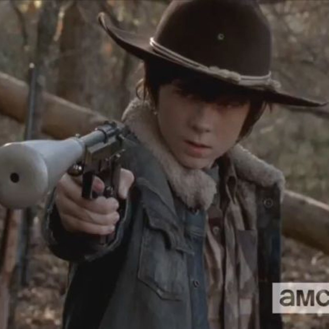 Carl Grimes Son of Rick Grimes and Lori Grimes. I do comic, show, and mixed rp of the two. [Fan/Parody account]