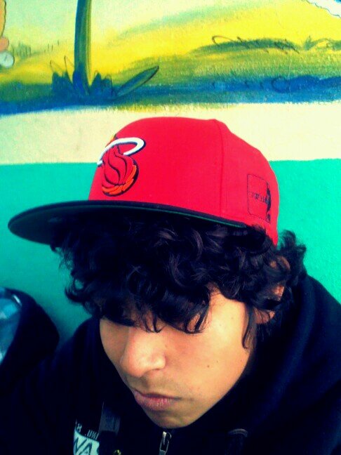 Me gusta el rock, La musica Tecno, etc. & emm conocer gente Buena Onda, Relax, etc. jajajaj :D ;) ;D
