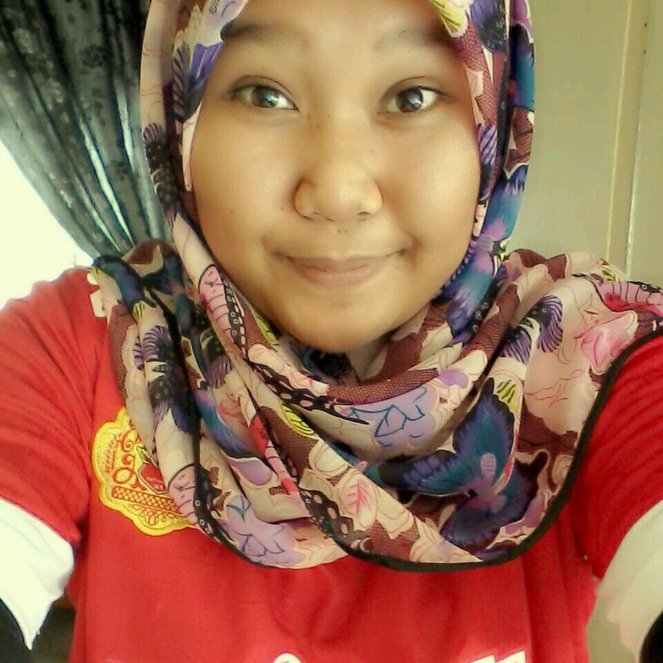 love allah , love famly n love u all..♥