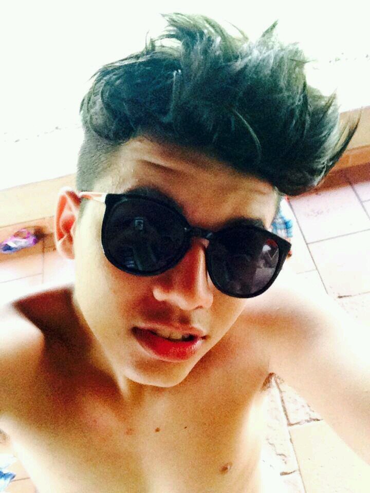 Facebook: http://t.co/Iw8IpH3Uwi