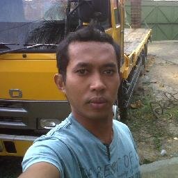 avirous1's profile picture. Hitampun bisa memawarnai kehidupan ini.. Hitamku hanya untuk karyamu