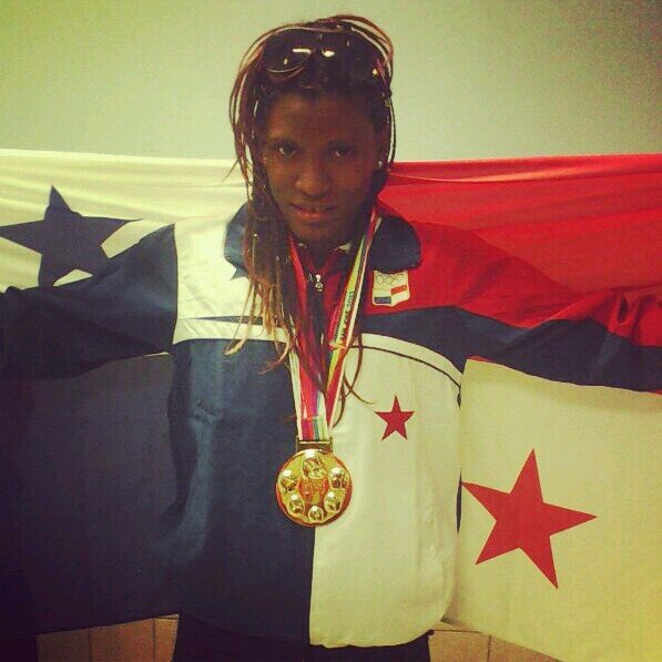 Policia Nacional, boxeadora seleccion nacional de Panama