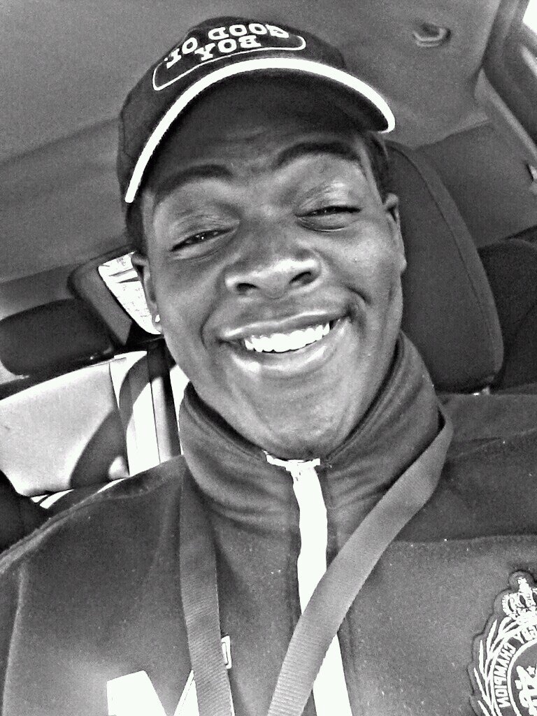 Follow Me On Ig @_____dec27