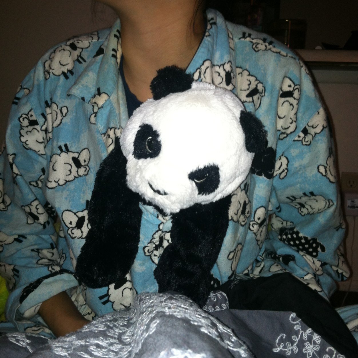 Ahalate's profile picture. My thoughts during late nights...