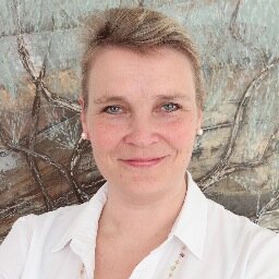 Author, Creative Director, Founder of Dramaforum Oy Ltd. Mom of https://t.co/3iIcy1ENIv and https://t.co/8s90n1QOmd. Stay curious.