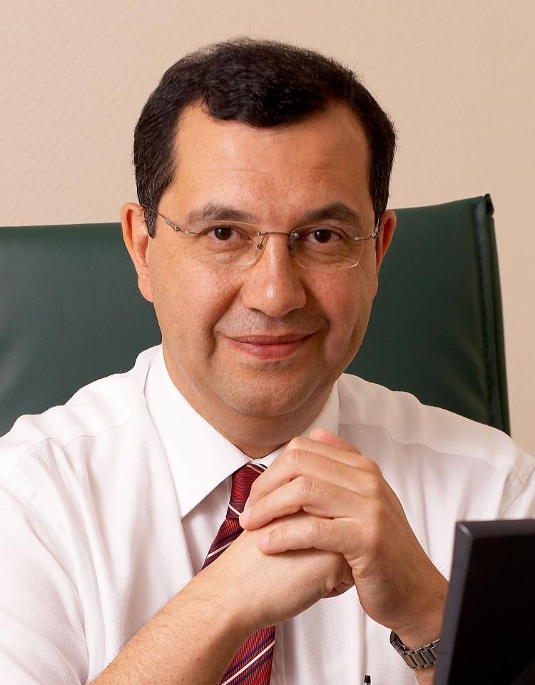Prof.Dr.Bülent Tıraş