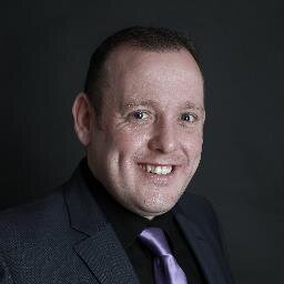 Singer at Steve Martin Entertainments Working in Working Men's Clubs & Pubs & Showbars and Casinos in the Midlands area.