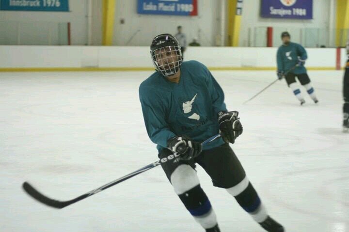 AshleyEPratte's profile picture. 