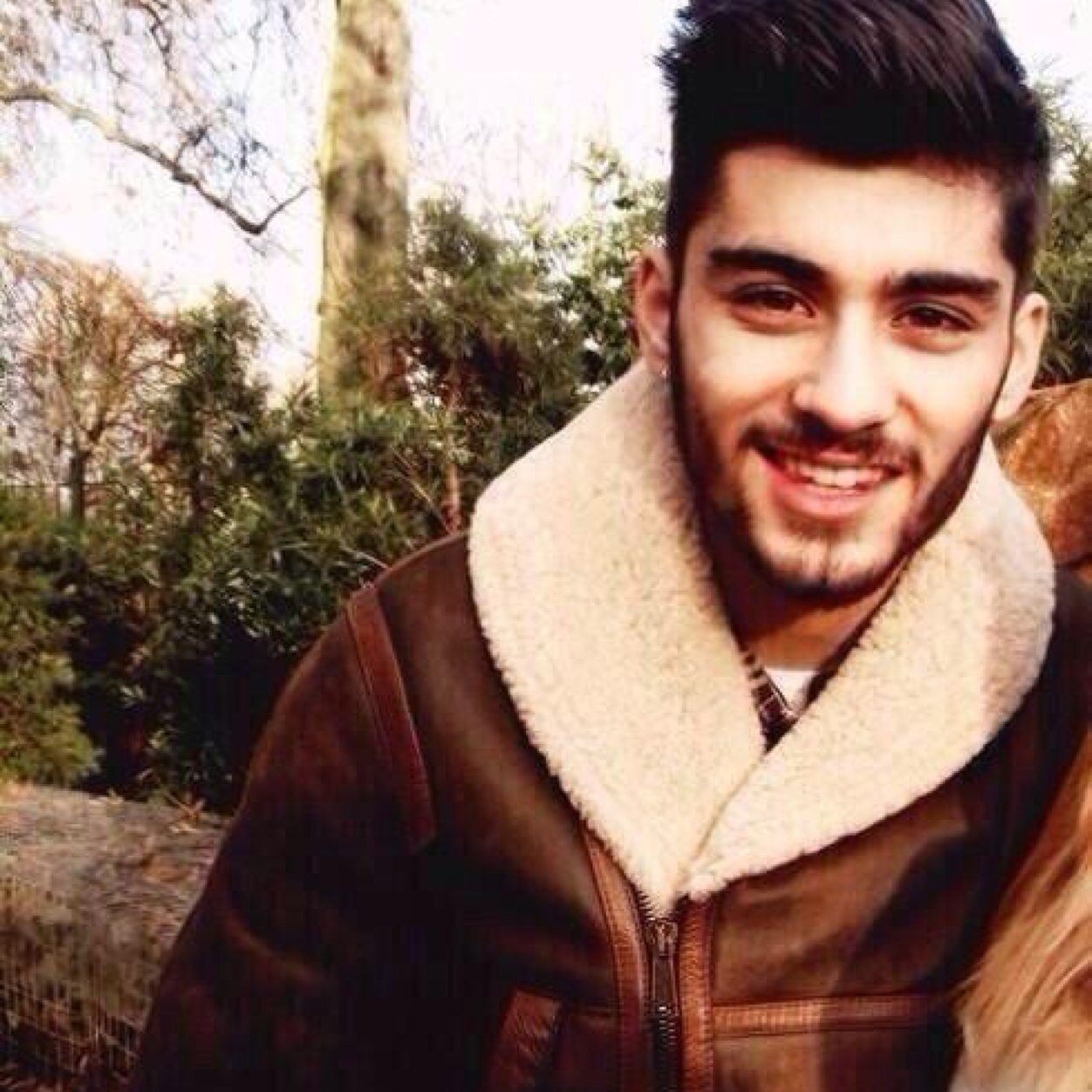 follow @ledgerstyles because she gave you a free follow ayy