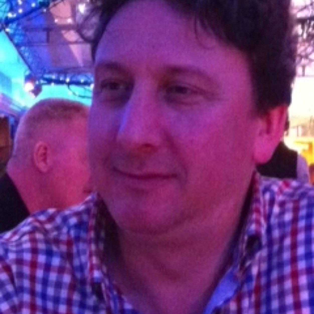 Food crazy football follower who is always hungry. Occasional Employment Lawyer.