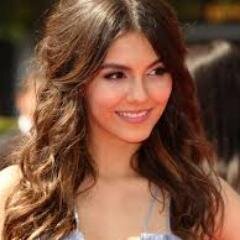 meu sonho e ser atriz famosa no sbt bem vindos ao meu twitter