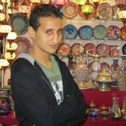 لايــهــمنــي مـــا يــقــال عنـــي ... فـــأنـــا أعـــرف مـــن أنـــا ولا أقـــلل مـــن قيـــمتـــي لأستـــمع لنـــباح لا فـائـدة منـه.