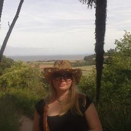 Lover of all things green - the environment, grass 'n' trees, and the uplifting colour itself.