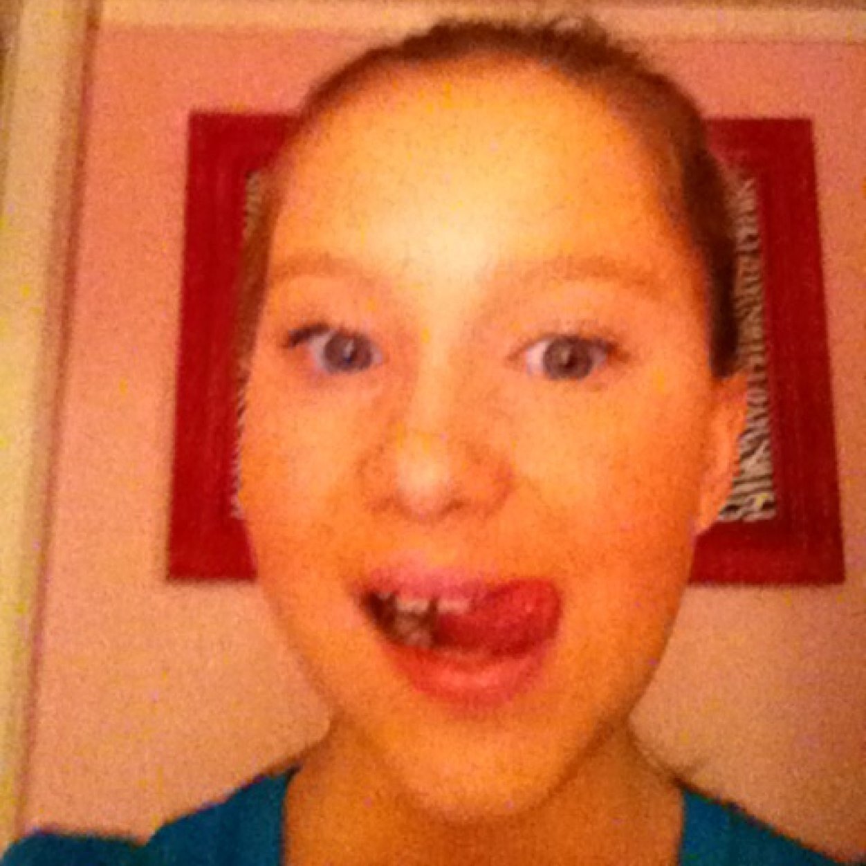 This is my offical twitter. I love nikiandgabibeauty!! I am 15 years old and Zayn Malik is mine!!!!!!! But my real name is Lianna Angel Crowe.