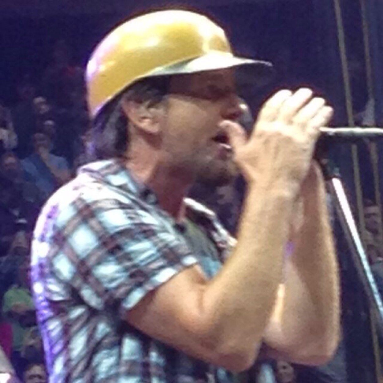 bprice930's profile picture. Wife, Mom, Pearl Jam obsessed, Pittsburgh Penguins fanatic, Wait....what? #PJFam ❤️