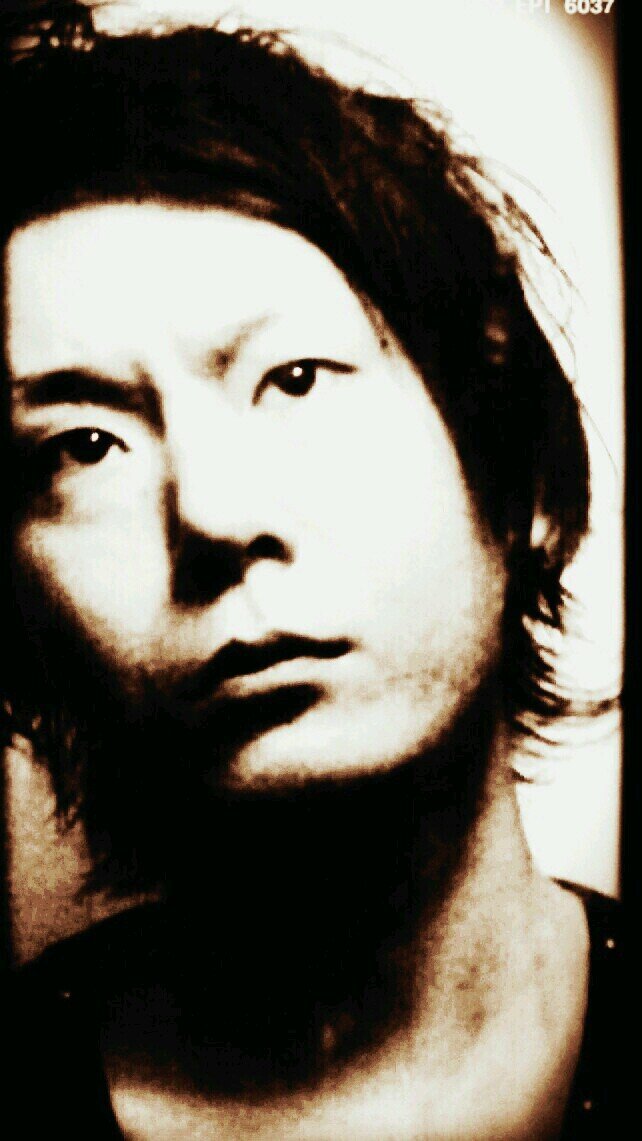初めまして個人トレーダー（FX・株）/アフィリエイーターのjunjiと言います。生活・人生・経済的豊かにする為の手法をtwitter/face book/アメブロ/メルマガで公開しています稼ぎたい方・自分を少しでも変えたい方は是非仲間になりましょう