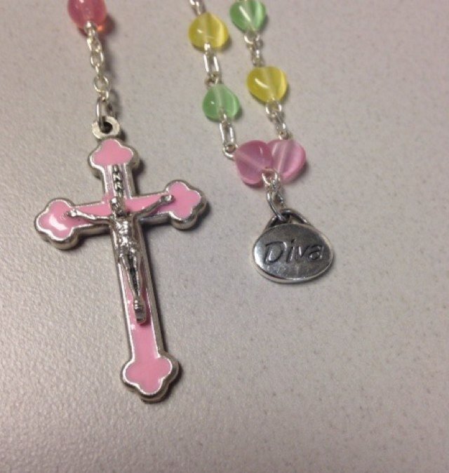 Devoted wife #Catholic, dog lover, custom #Rosary maker; #Boston #Catholic #radio listener https://t.co/LaosleL1fd