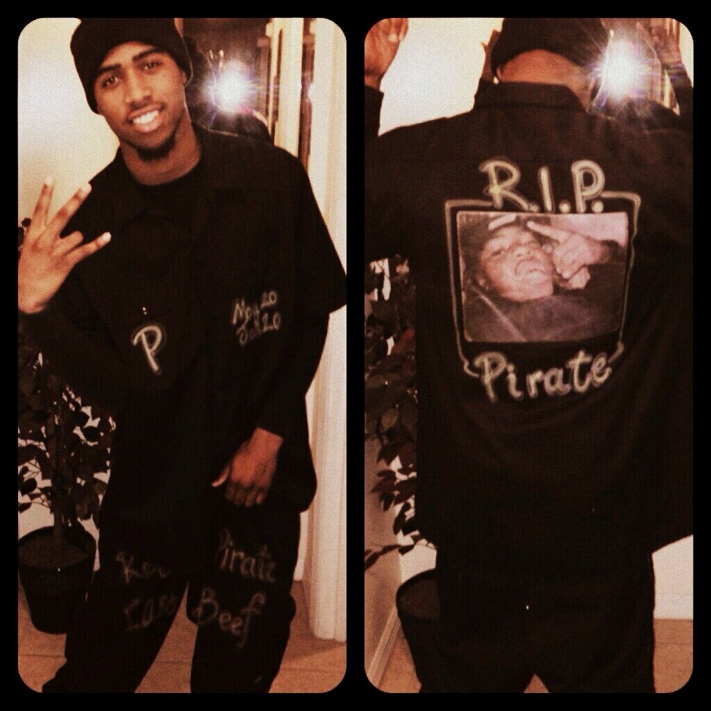 HighLivinDre's profile picture. Fuck E〽️〽️ , We Buck E〽️〽️ Janaury 20 , 2012 (Kenya Cox) #RememberDat.