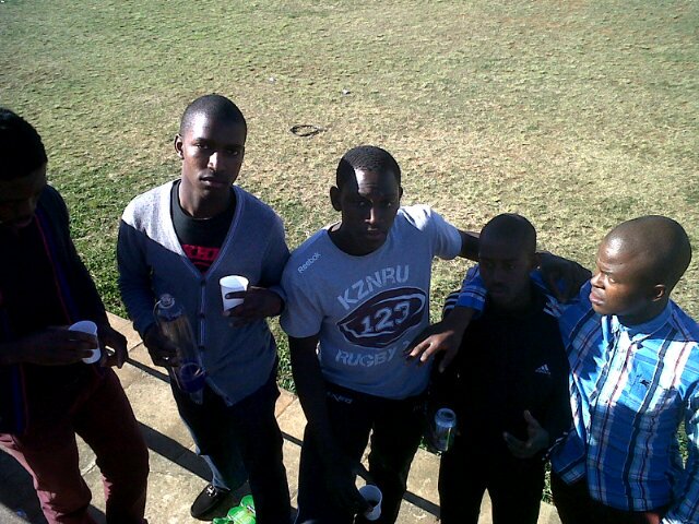 CTi IT student | Househead | thick ♥ girls | Retired Stoner | Carvela | All Star | Vans | #RealMadrid Now please calm your tits and GTFOH...☺
