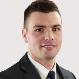 Car enthusiast, hockey player, music fan, & marketing lead at http://t.co/JHO6mLjF5G Following the latest on mobile devices, wearable tech, and digital home