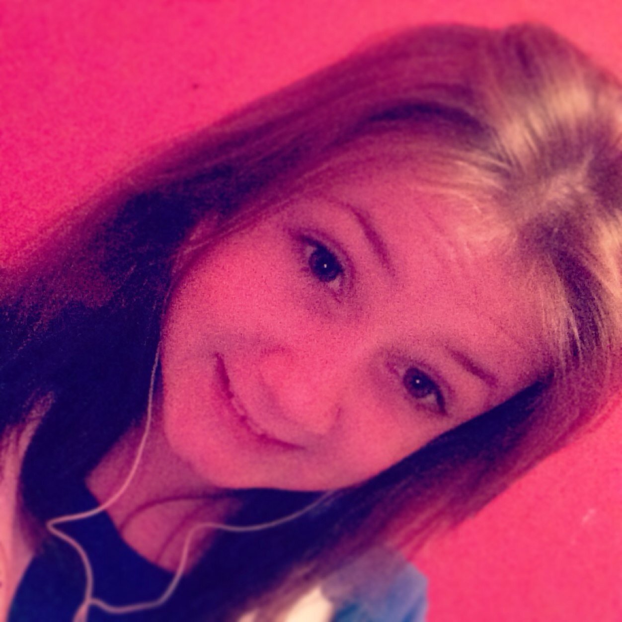 MollieX0x's profile picture. Never cry for the ones who dont deserve ur tears x