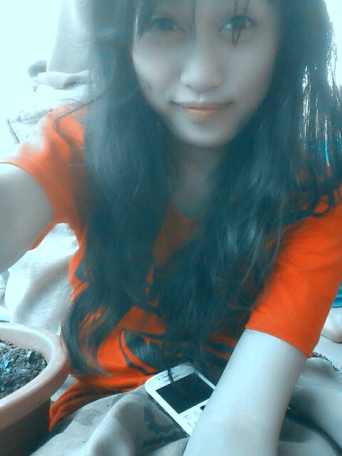 I'm Andi sri Indah sari | i'm study @senior high school one of pakue | just mention for follback | :-)
