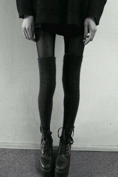 wxrthlesscuts's profile picture. ill never be happy again