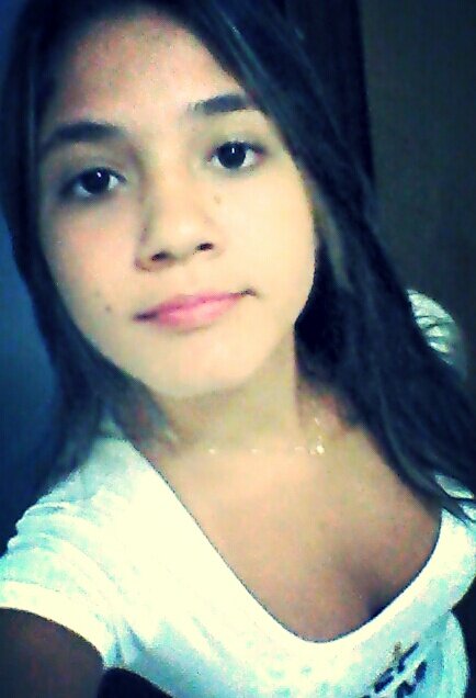Antes feia, ciumenta, idiota, chata retardada, do qe vadia !!!