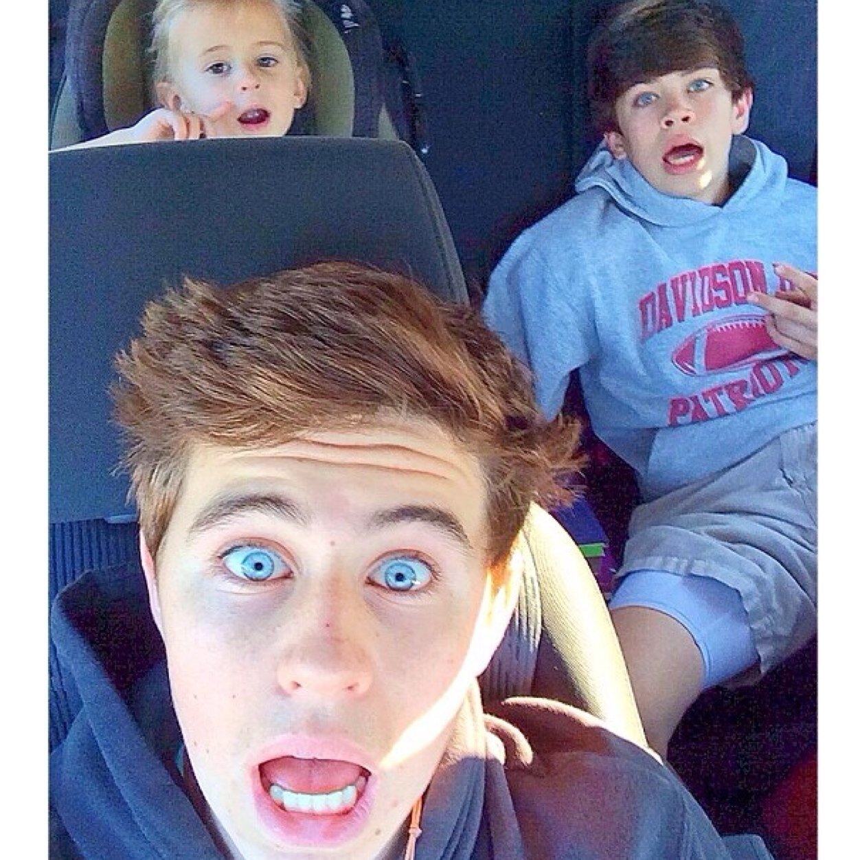 GrierGroup's profile picture. Nash, Hayes, Shawn, Cameron & Matt are the fantastic 5 ❥ #crazyforhaysey