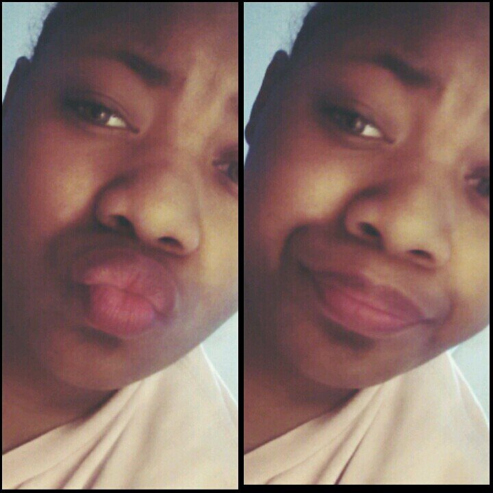 #GodFirst #TeamFollowBack #Gemini ;) #Singer #Poet #Prettyeyes, oh did I mention I love dreadheads lol←you know enough, now follow ;*