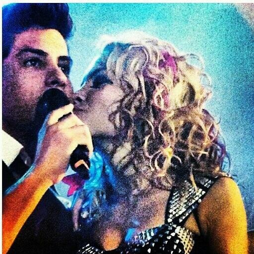 me beija :)