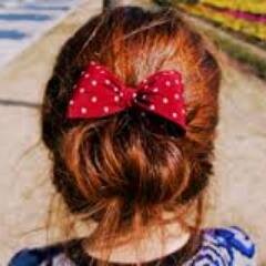 Ssadnees's profile picture. Haz lo que quieras conmigo, pasa tus manos por mi cabello y tira de él. Bésame como si fuera la última vez,  Intoxícame de ti.