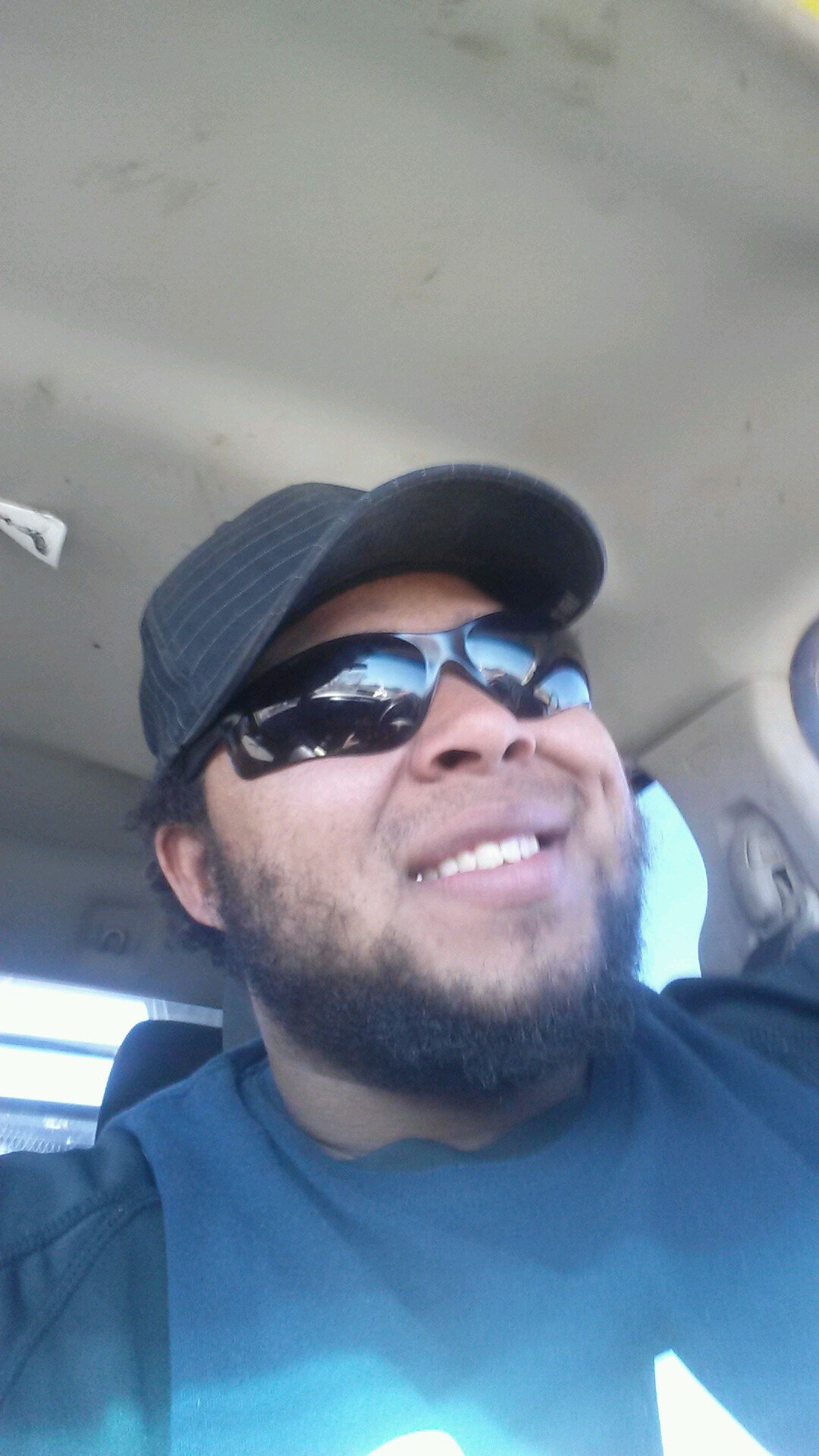 Im a college student at SWOSU.im a PhiDelt. I love to be in the outdoors.