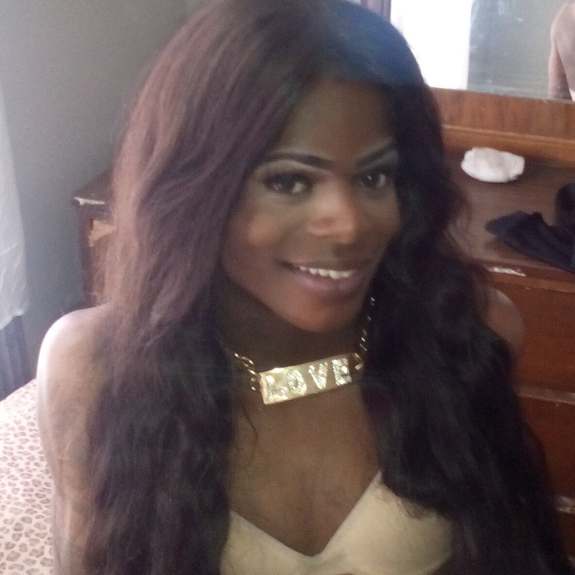 literally the QUEEN of the south!!!!! singer songwriter rapper & dancer...... truly a all around entertainer