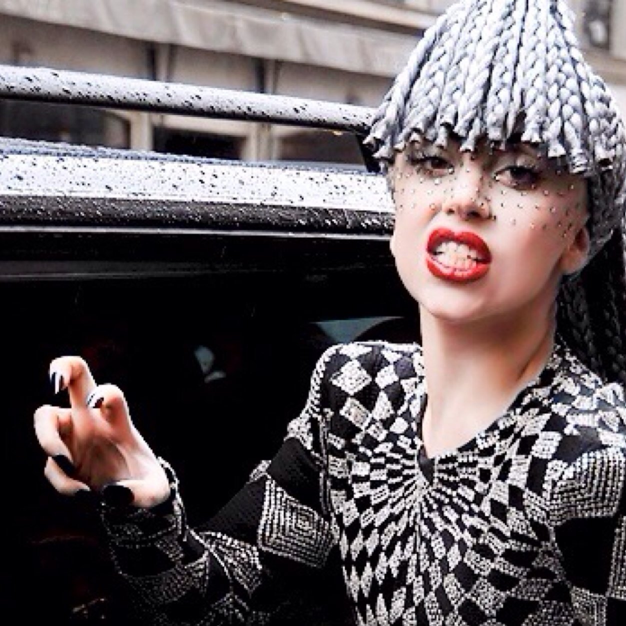 be_littemonster's profile picture. Be little monster is not a trend, be little monster is a religion