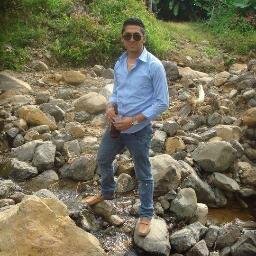 Guayaquileño siempre busco mejorar dia a dia apoyo al grupo politico CREO a morir