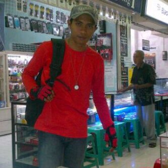Gantungkan mimpi setinggi tingginya,agar smua bs terjadi(^^)