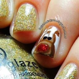 NPAddiction's profile picture. nail polish & book lover.