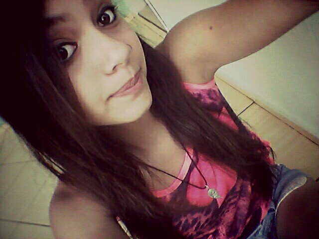 Fais Tanto Poco Tempo Que Te Conheço e Vc Ja é Tudo  Pra Min, Maninha T amoo, Amo Msm ! Amizades Que Surgem Do Nada Acabam Sendo Tudo. T AMOOOOOO  33 bjoos mor